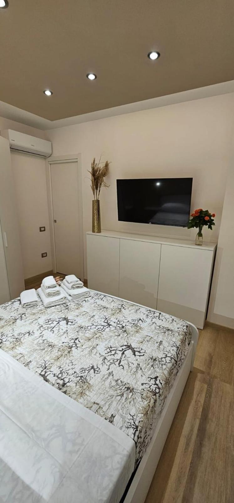 Happy Holiday Apartament 콰르투 산텔레나 외부 사진